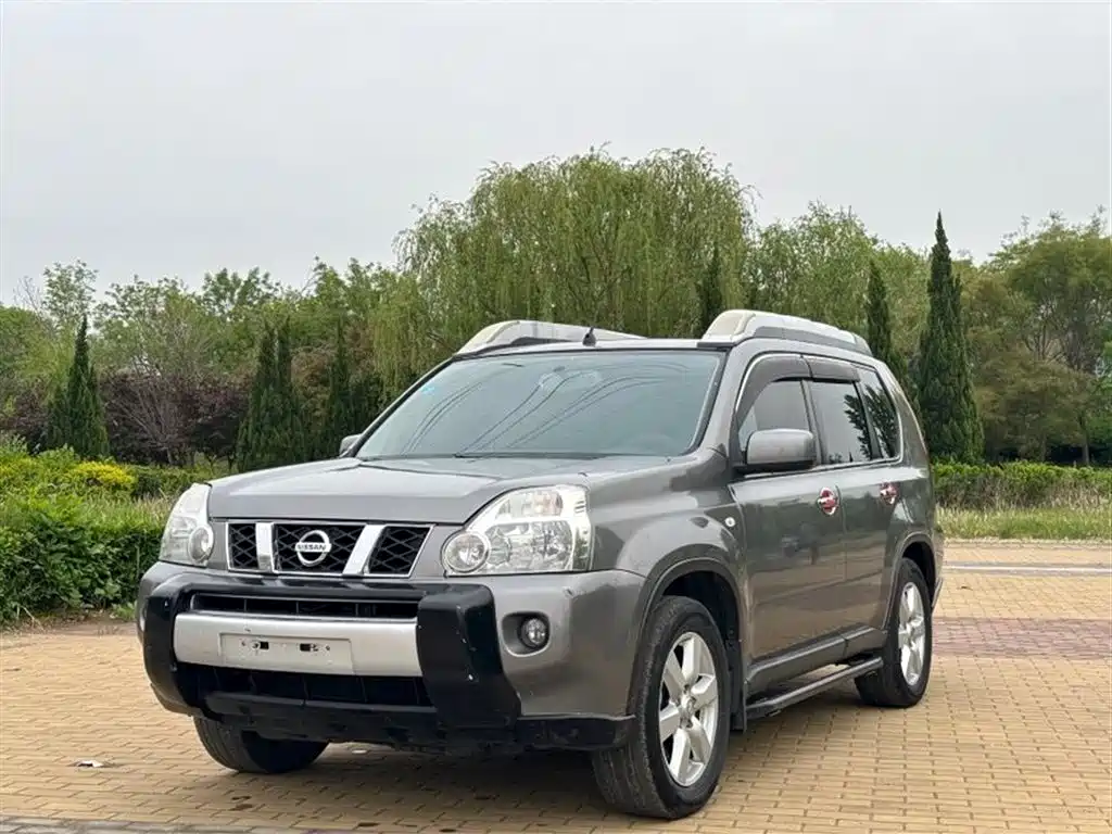 Купить Nissan X-Trail