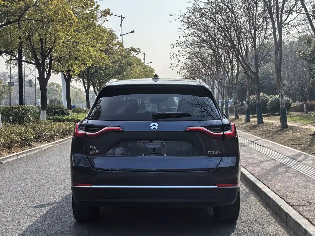 NIO NIO ES8