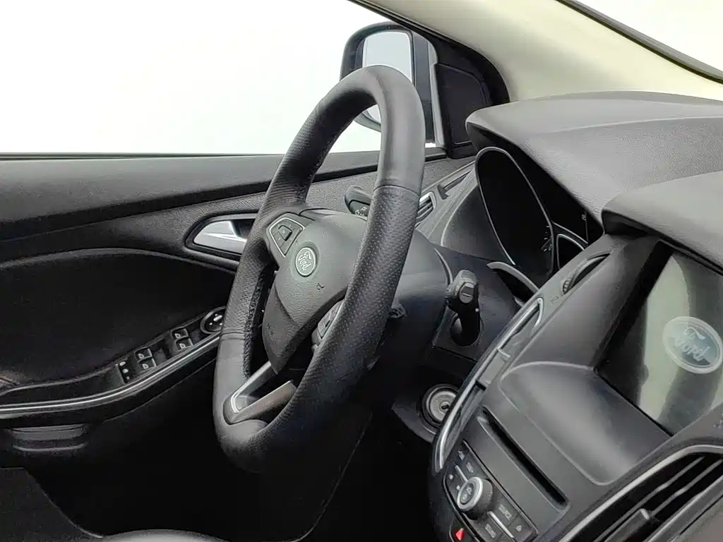Ford Focus — миниатюра 22