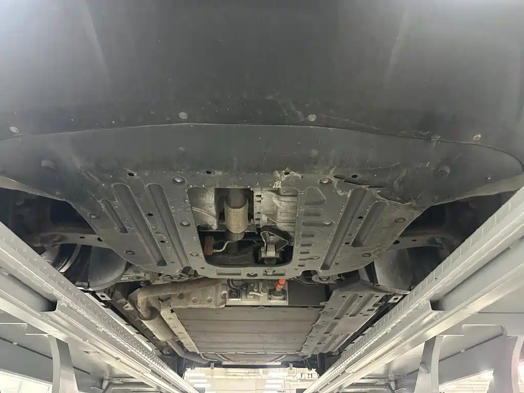 BYD Tang New Energy — миниатюра 28