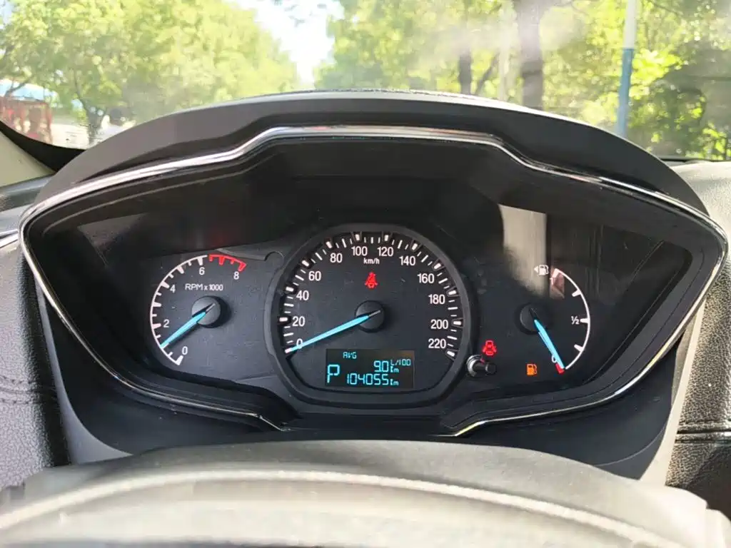 Ford Escort — миниатюра 12