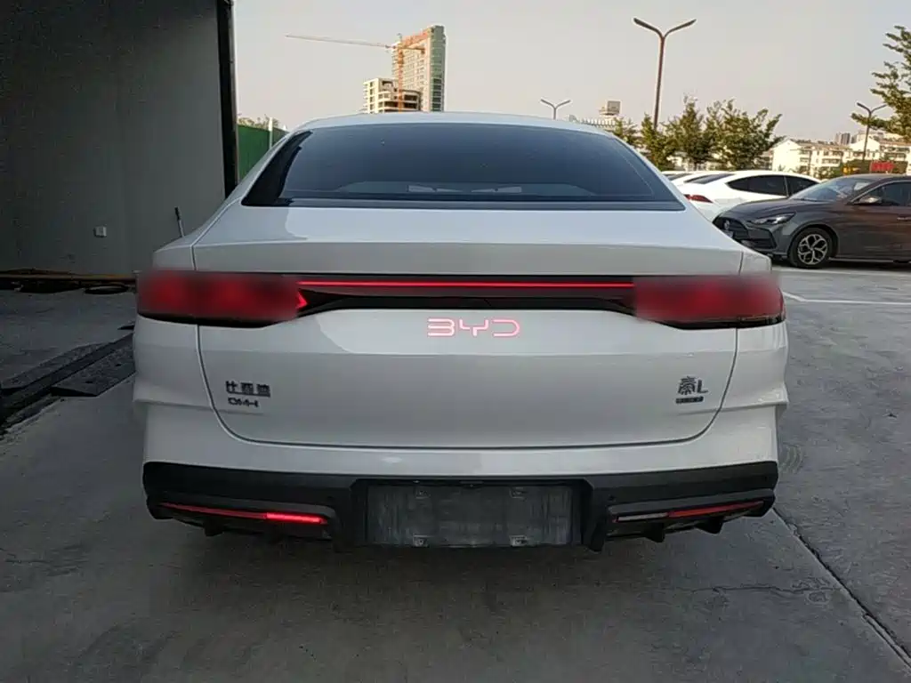 BYD Qin L — миниатюра 6