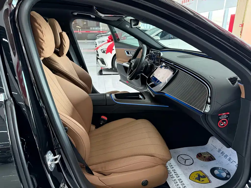 Mercedes-Benz E-Class — миниатюра 12