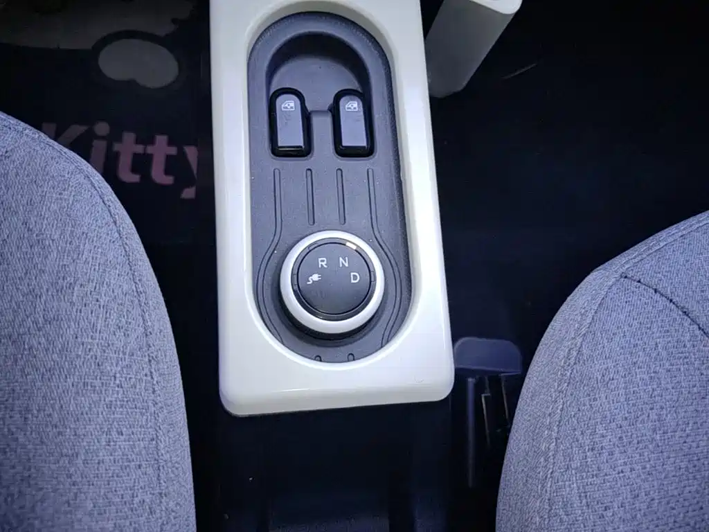 Wuling MINIEV — миниатюра 14