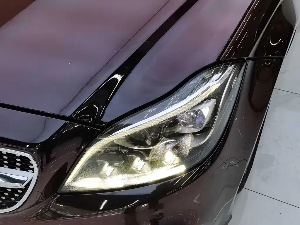 Mercedes-Benz CLS — миниатюра 21