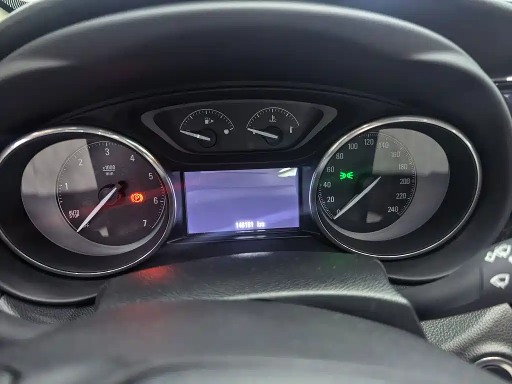 Buick Envision Plus — миниатюра 3