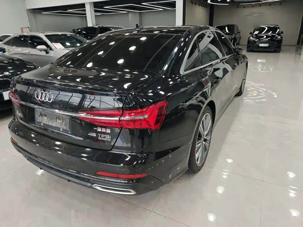 Audi A6L — миниатюра 7