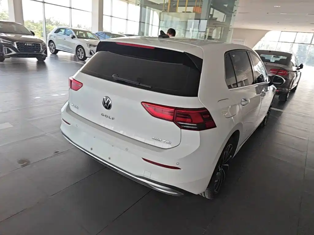 Volkswagen Golf — миниатюра 7