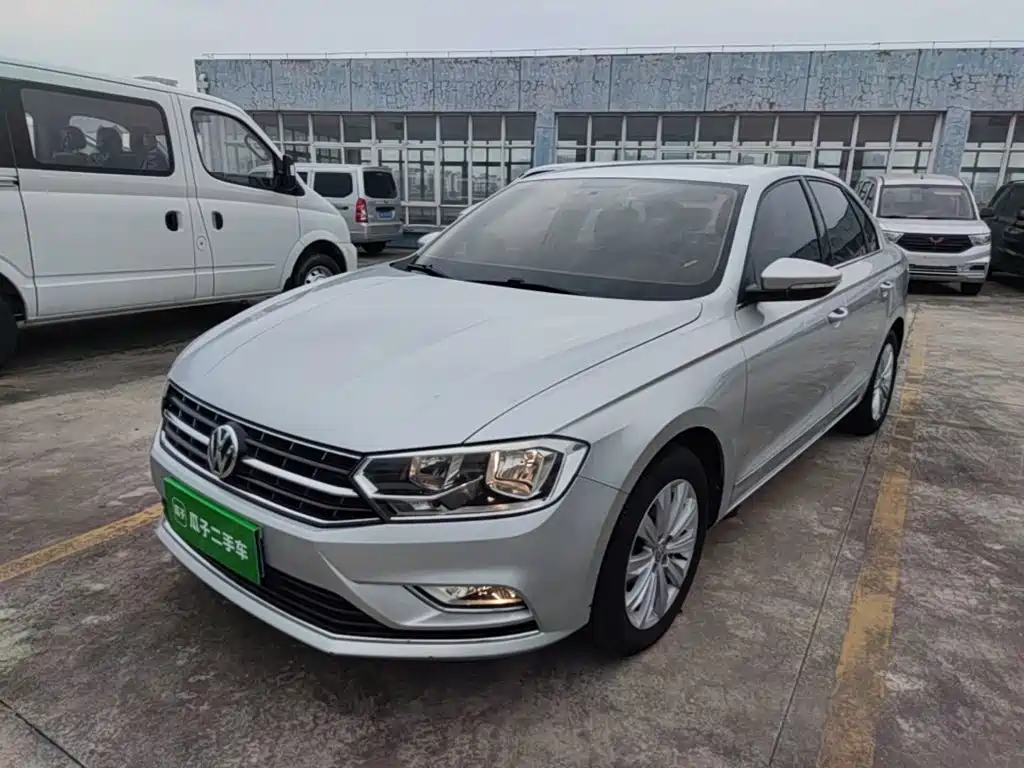 Volkswagen Bora — миниатюра 2