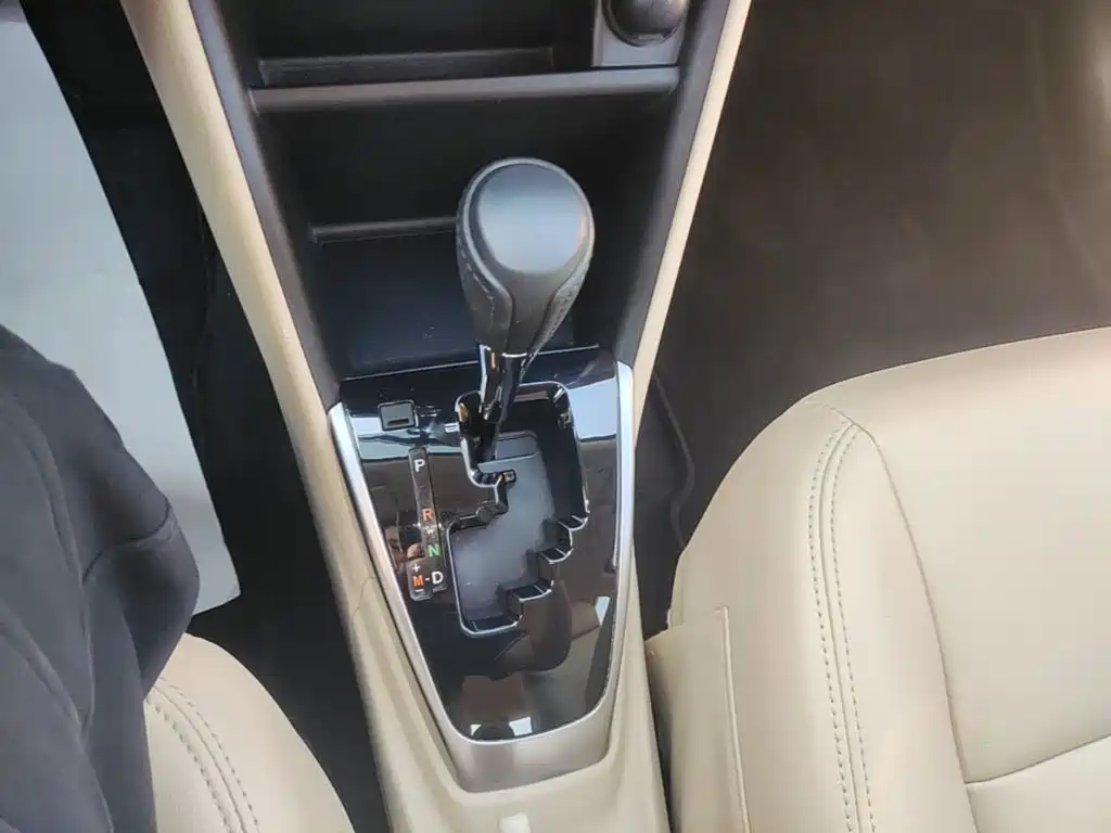 Toyota Vios FS — миниатюра 14
