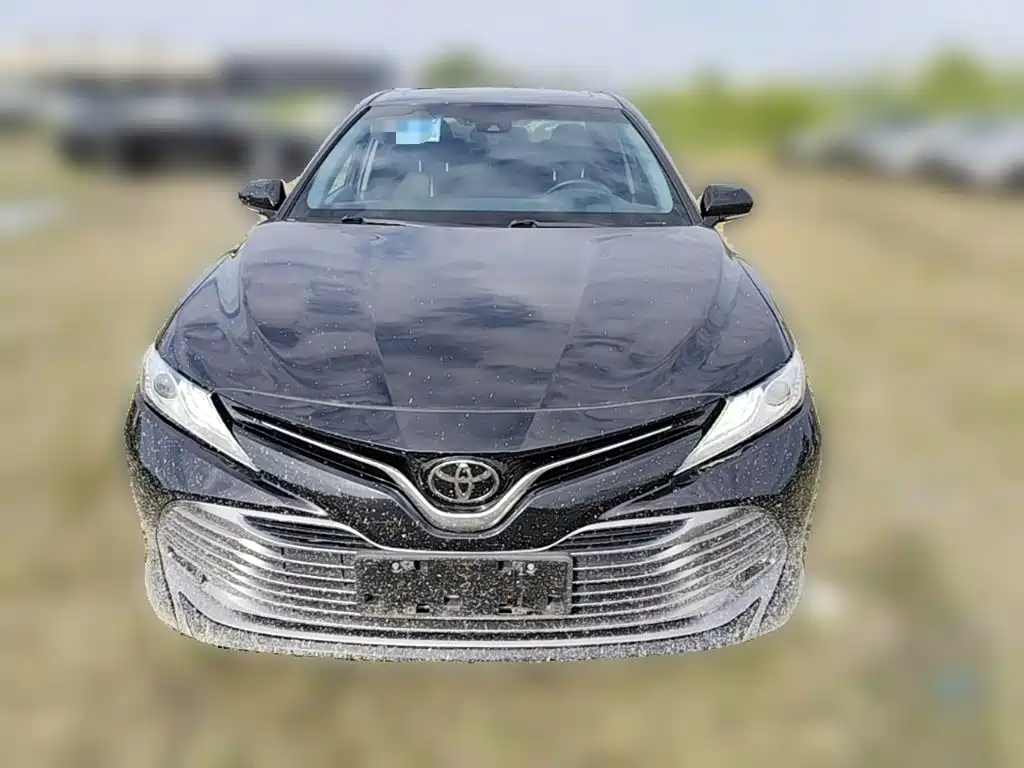 Toyota Camry — миниатюра 5