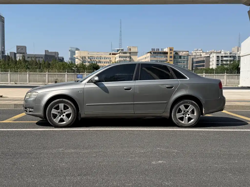 Audi A4 — миниатюра 17