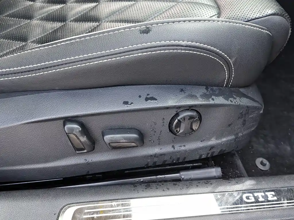 VOLKSWAGEN MAGOTAN GTE PLUG IN HYBRID