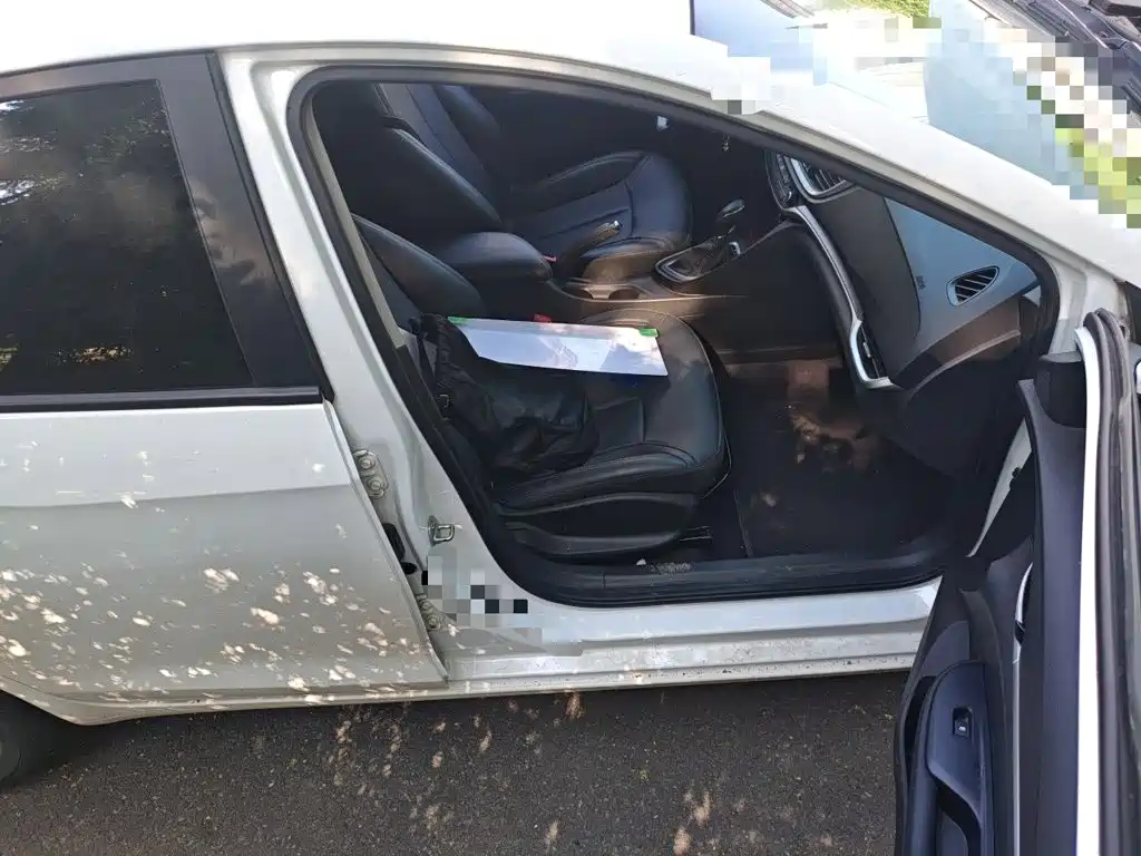 Buick Excelle — миниатюра 19