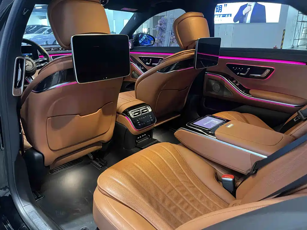 Mercedes-Benz S-Class — миниатюра 12