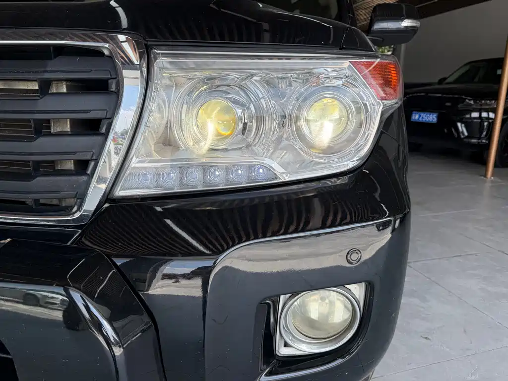 Toyota Land Cruiser — миниатюра 13
