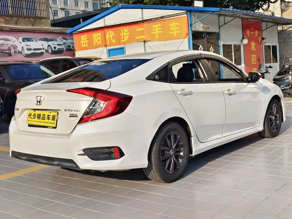 Honda Civic — миниатюра 17