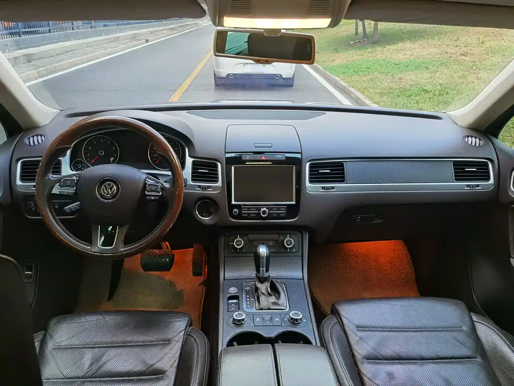 Volkswagen Touareg — миниатюра 9