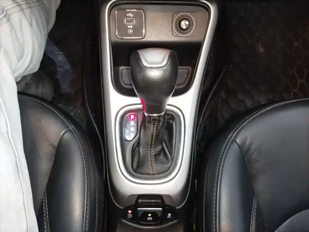 Jeep Compass — миниатюра 14