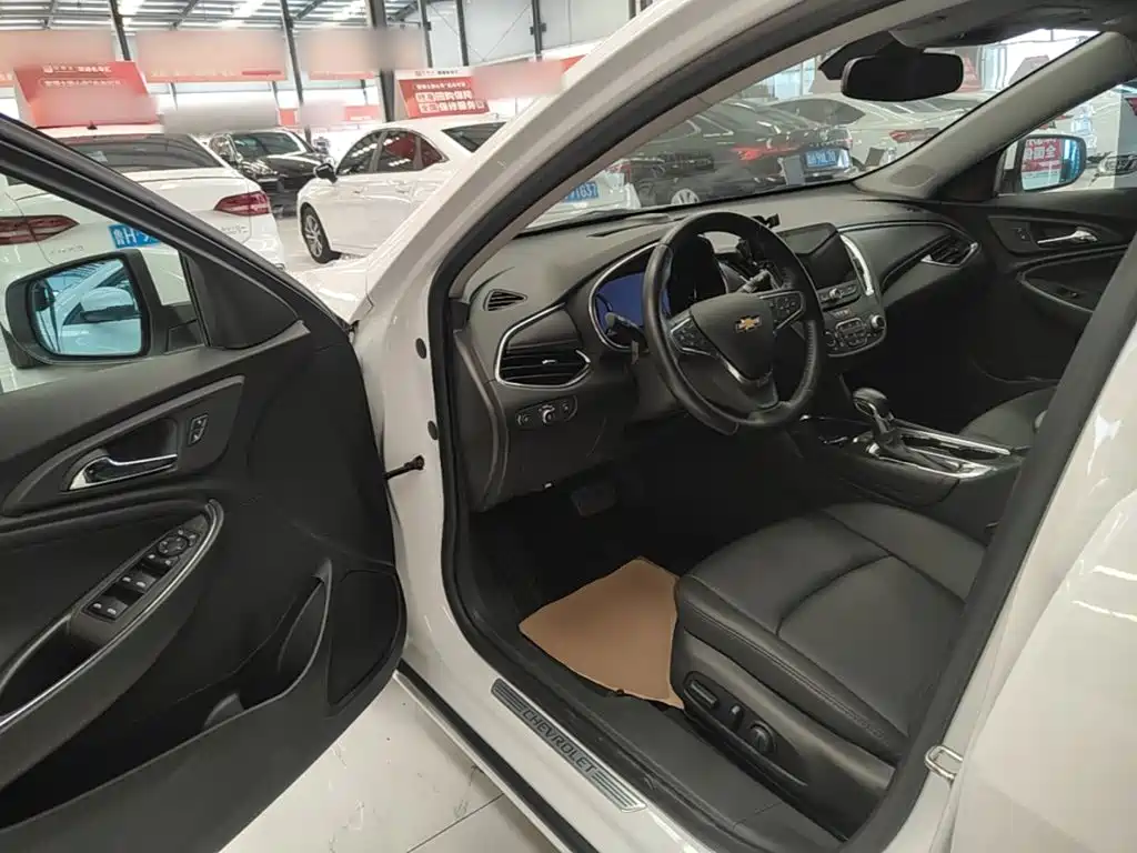 Chevrolet Malibu XL — миниатюра 16