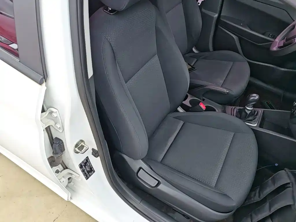 Hyundai Verna — миниатюра 25