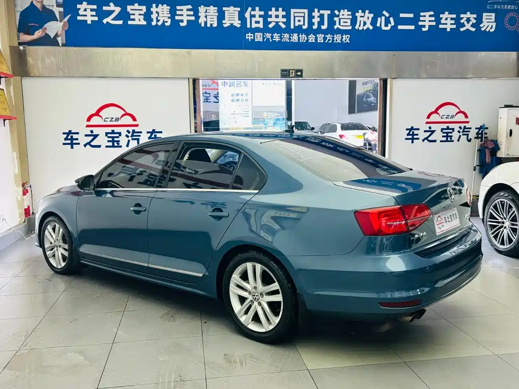 Volkswagen Sagitar — миниатюра 7