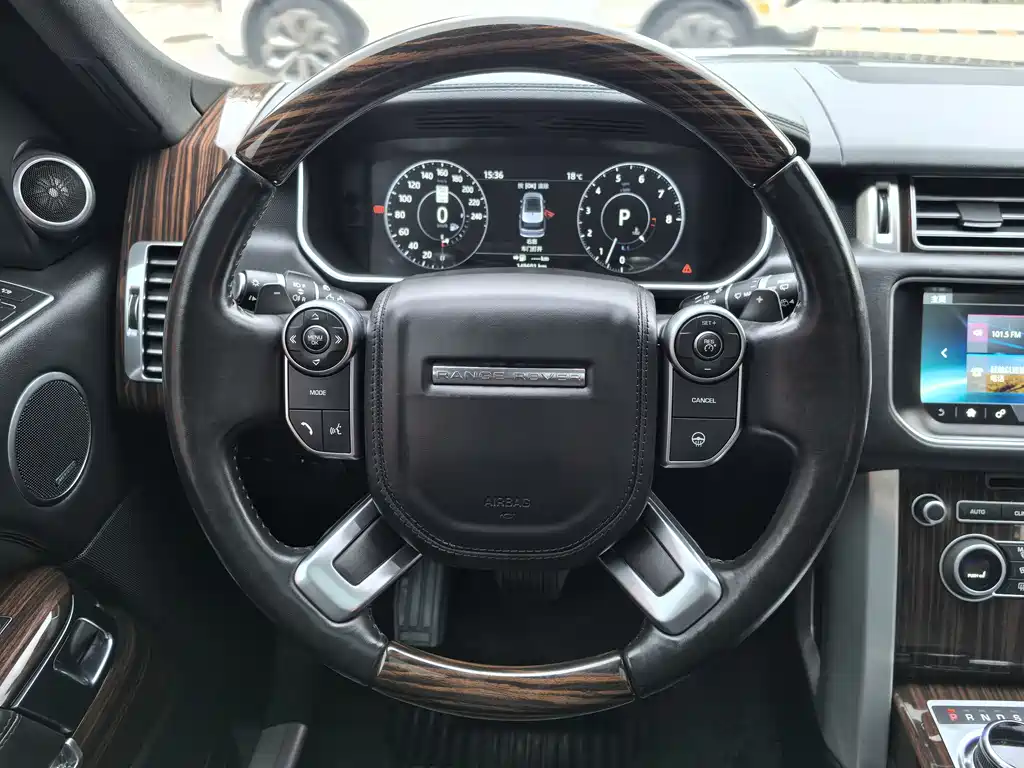 Land Rover Range Rover 2016 3.0 SC V6 Vogue