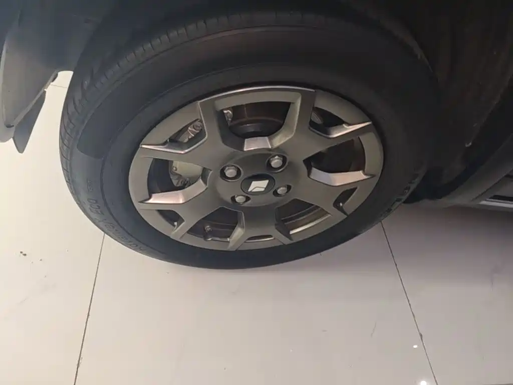 Baojun Yueye Plus — миниатюра 25