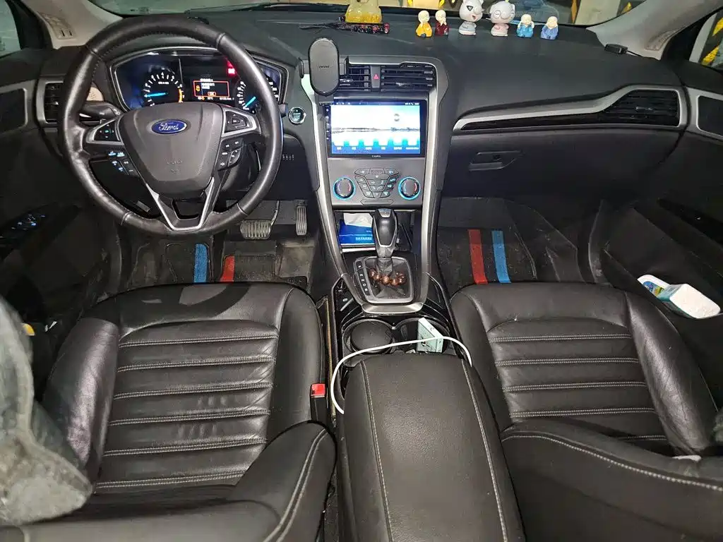 Ford Mondeo — миниатюра 13