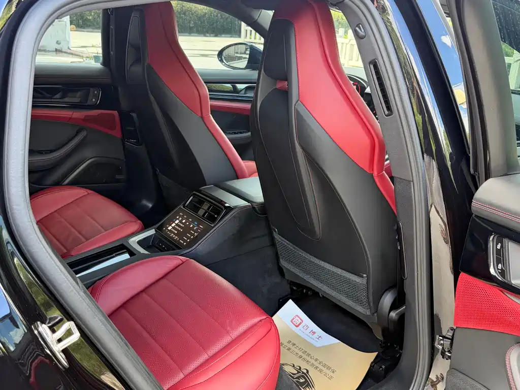 Porsche Panamera — миниатюра 8