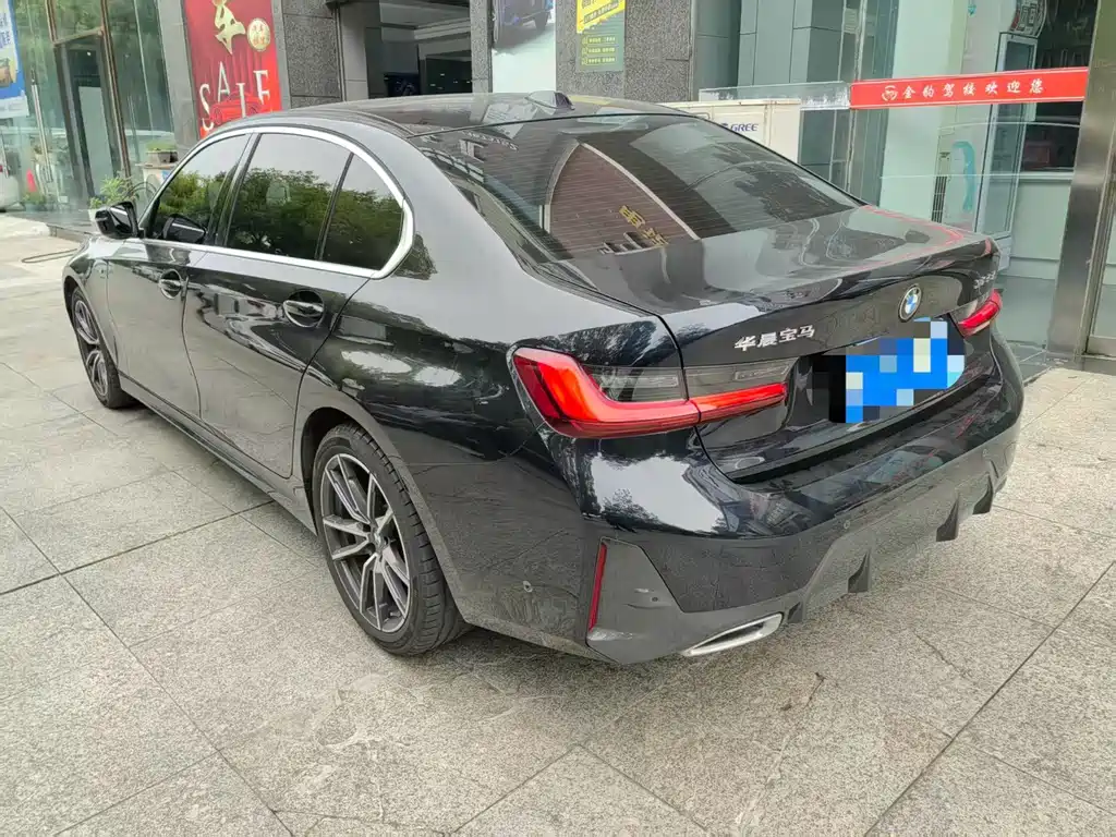 BMW 3 Series — миниатюра 3
