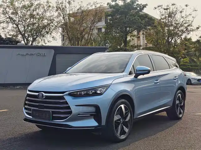 2023 BYD Tang
