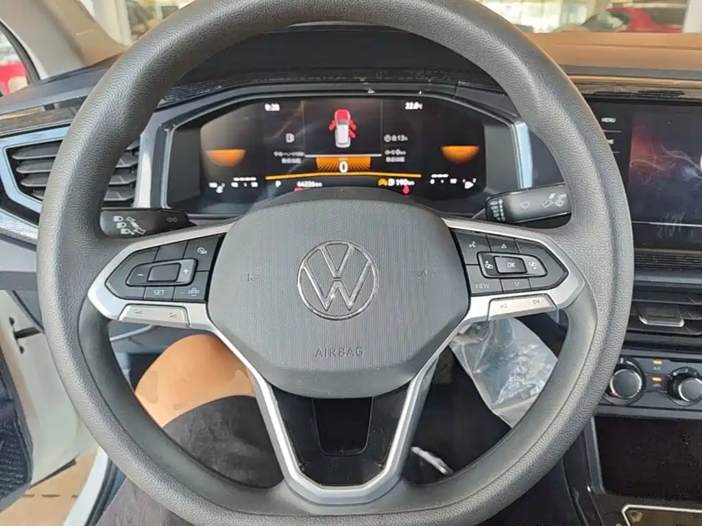 Volkswagen Lavida — миниатюра 11