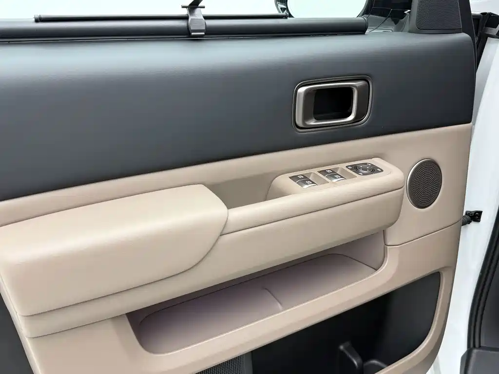 Li Auto Li MEGA — миниатюра 30