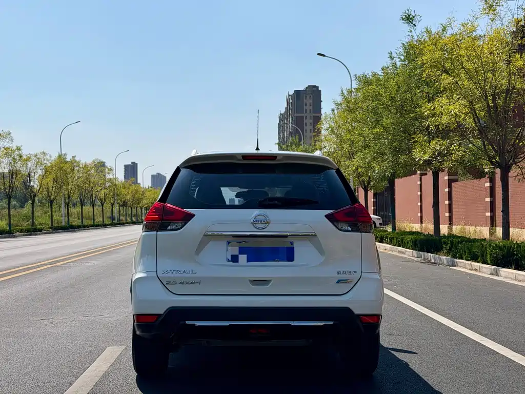Nissan X-Trail — миниатюра 14