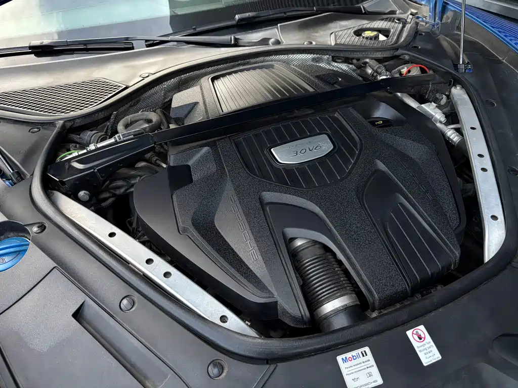 Porsche Panamera — миниатюра 12
