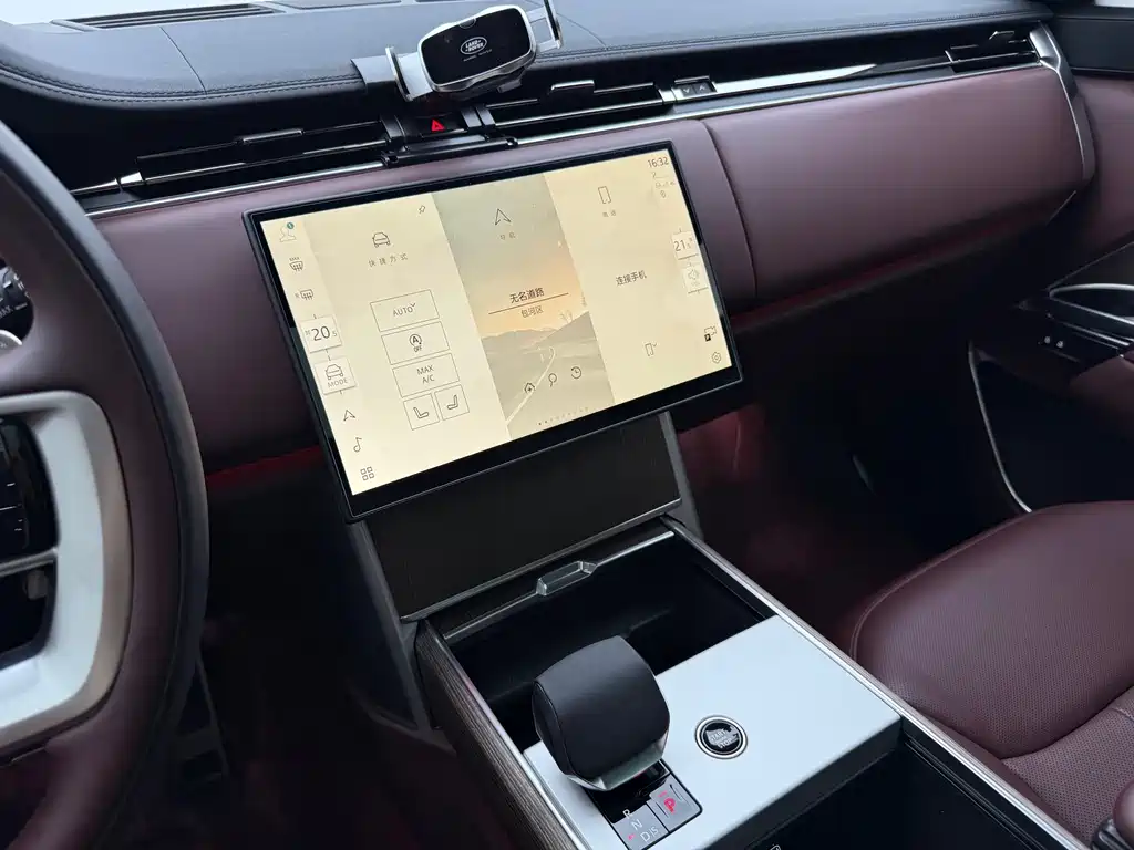 Land Rover Range Rover — миниатюра 14