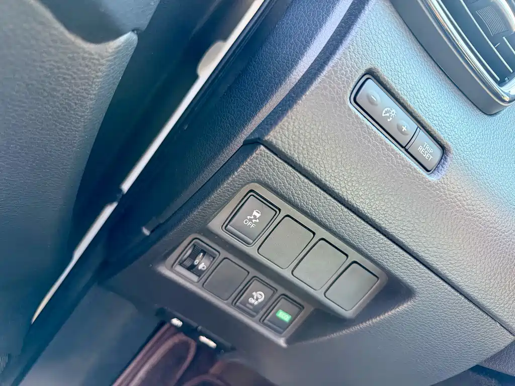 Nissan X-Trail — миниатюра 12