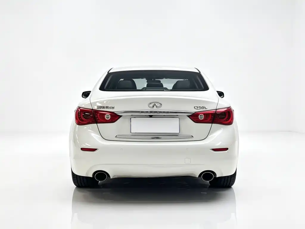 Infiniti Q50L 2015 2.0T Comfort