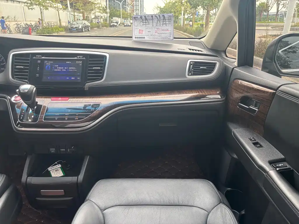 Honda Odyssey — миниатюра 16