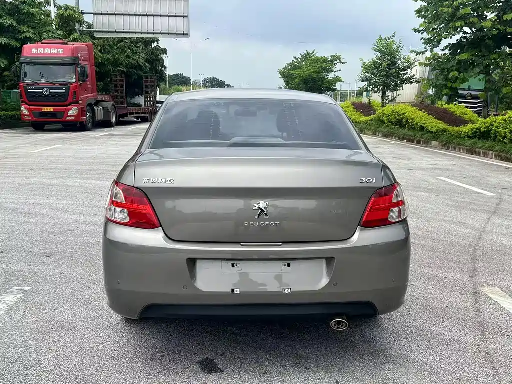 Peugeot 301 — миниатюра 6