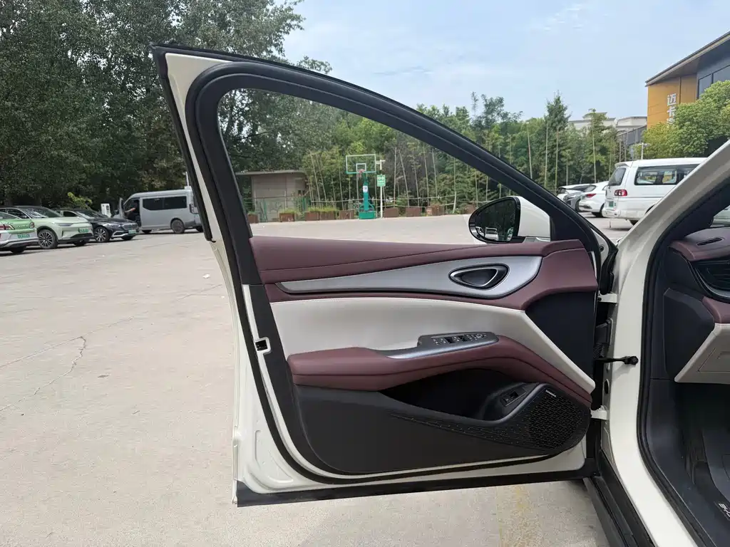 BYD Seal 07 DM-i — миниатюра 11