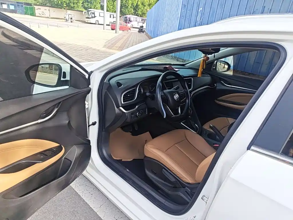 Buick Excelle — миниатюра 16