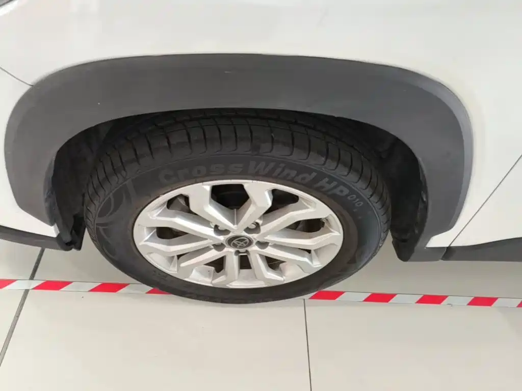 Toyota Frontlander — миниатюра 23