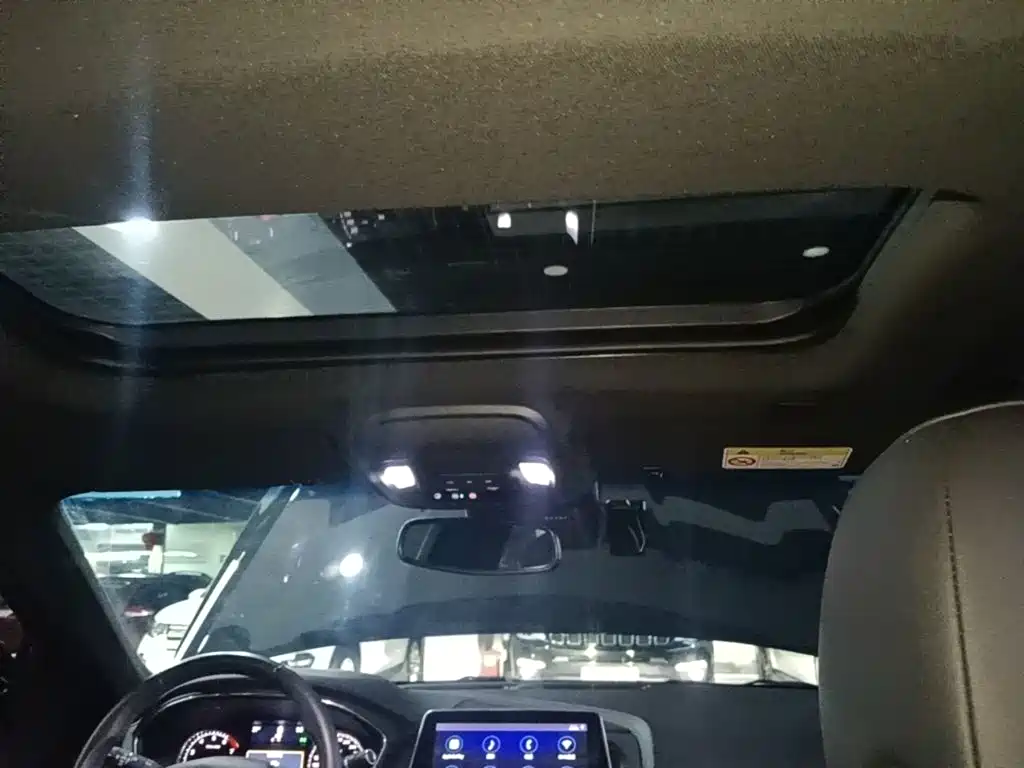 Cadillac CT5 — миниатюра 18