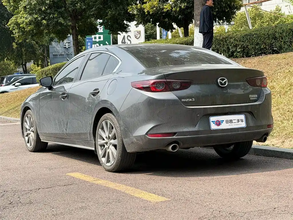 MAZDA 3 ANGKESAILA