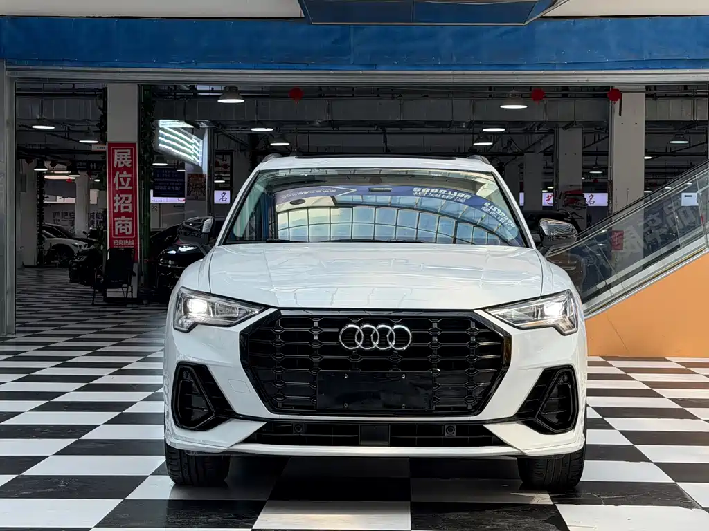 Audi Q3 — миниатюра 2