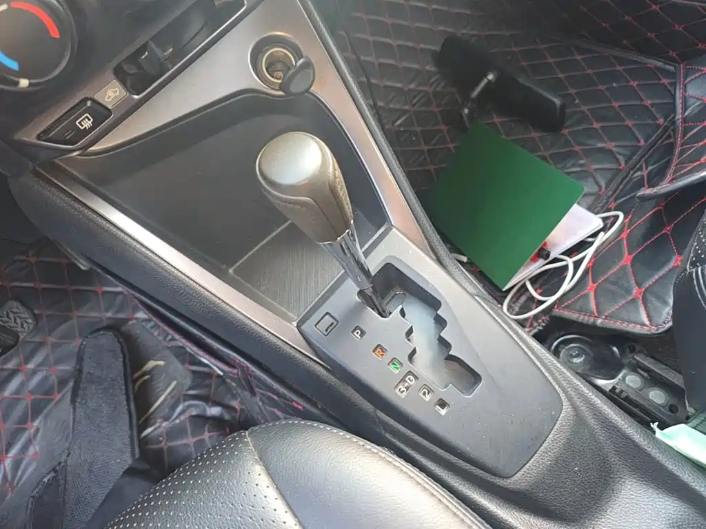 Toyota Yaris L — миниатюра 14