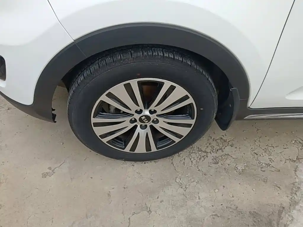 Kia Sportage — миниатюра 23