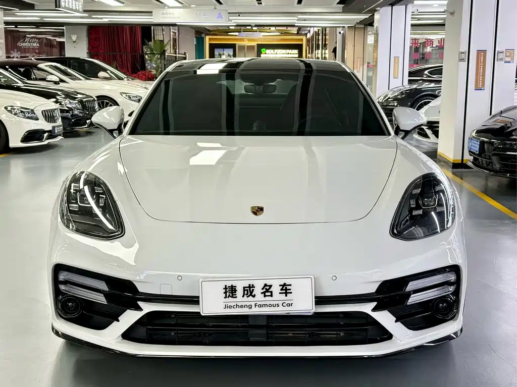 Porsche Panamera — миниатюра 2